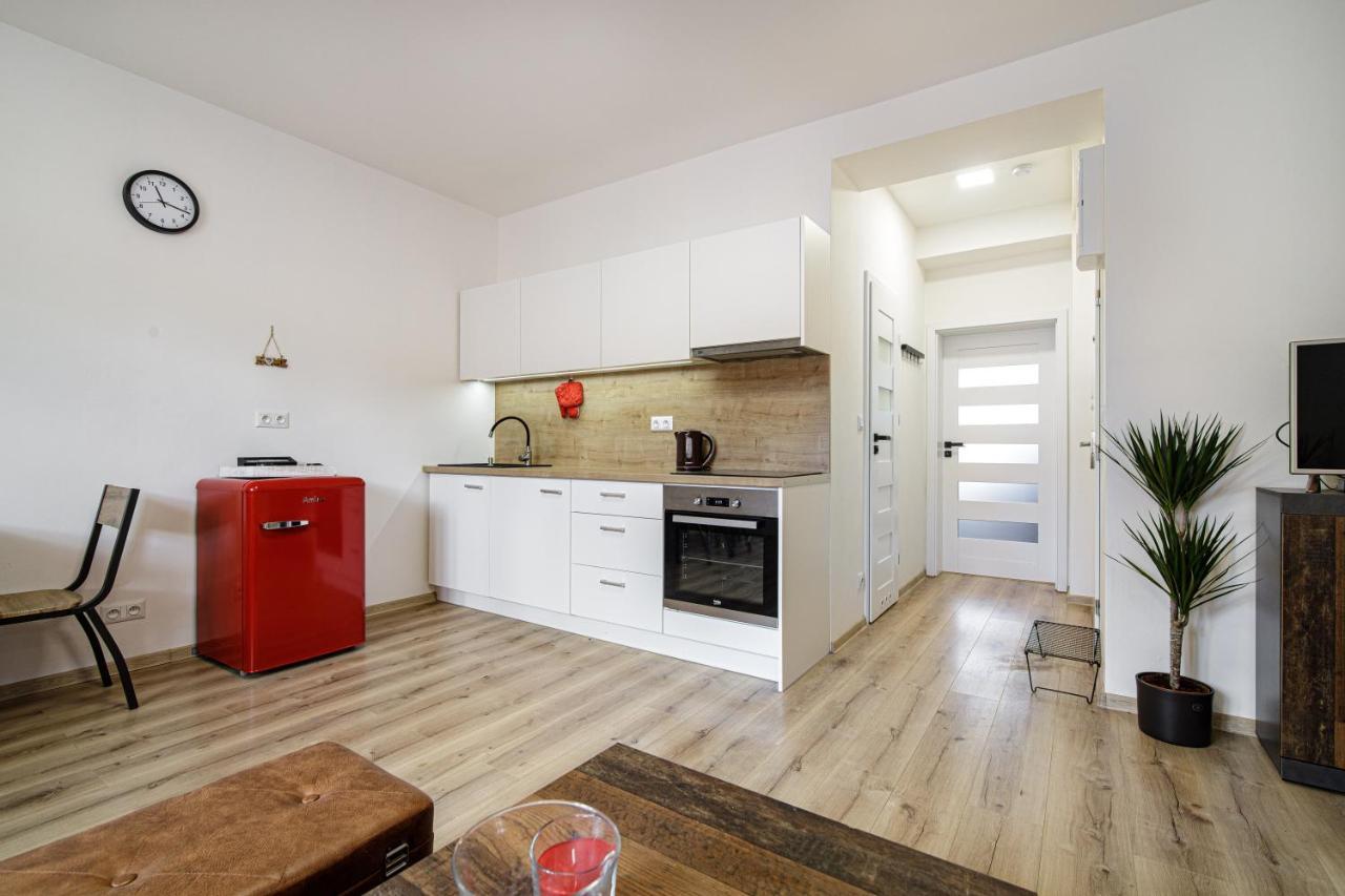 Apartment Hotel Stud Mb Ostrava Bagian luar foto