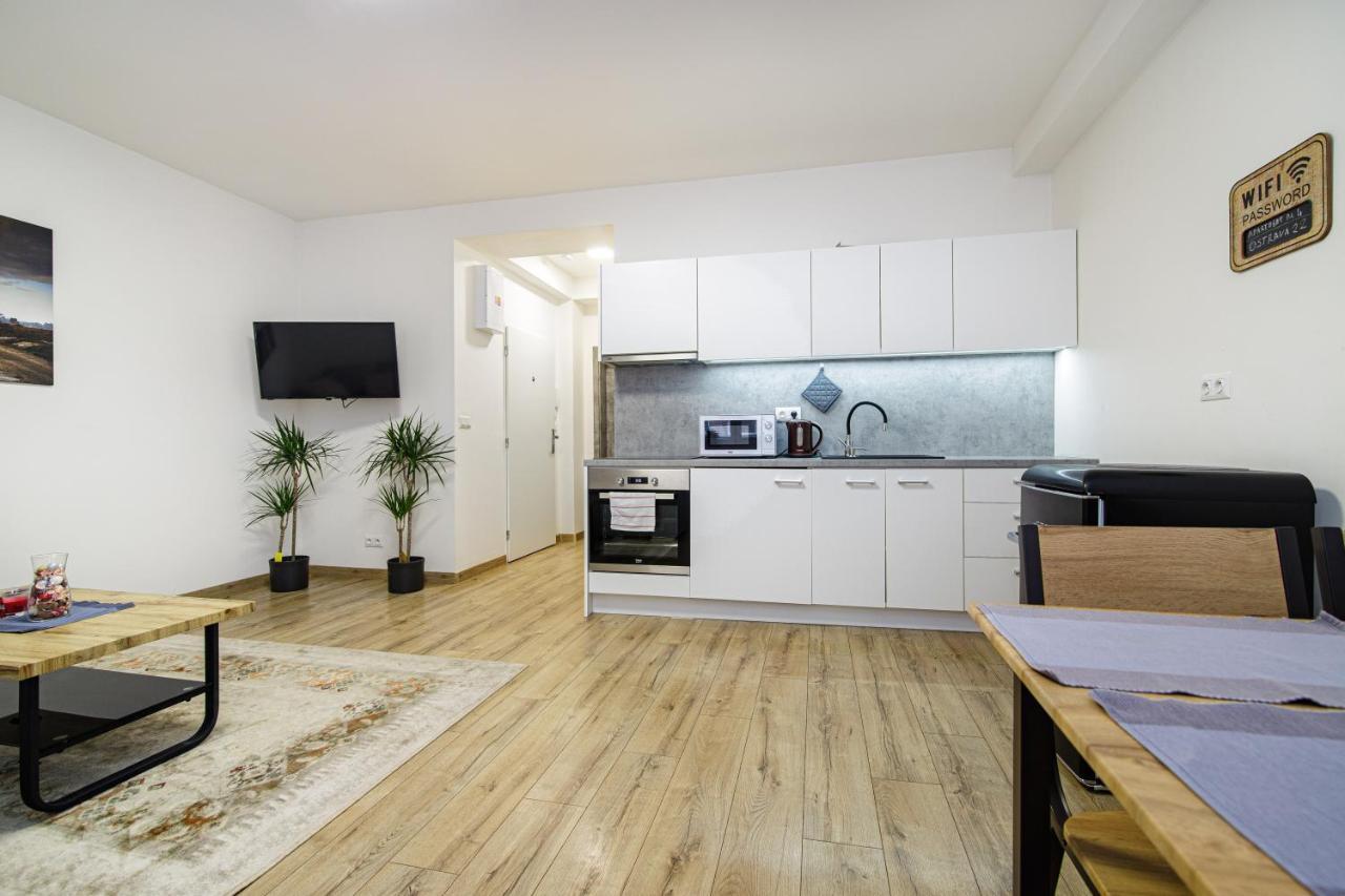 Apartment Hotel Stud Mb Ostrava Bagian luar foto