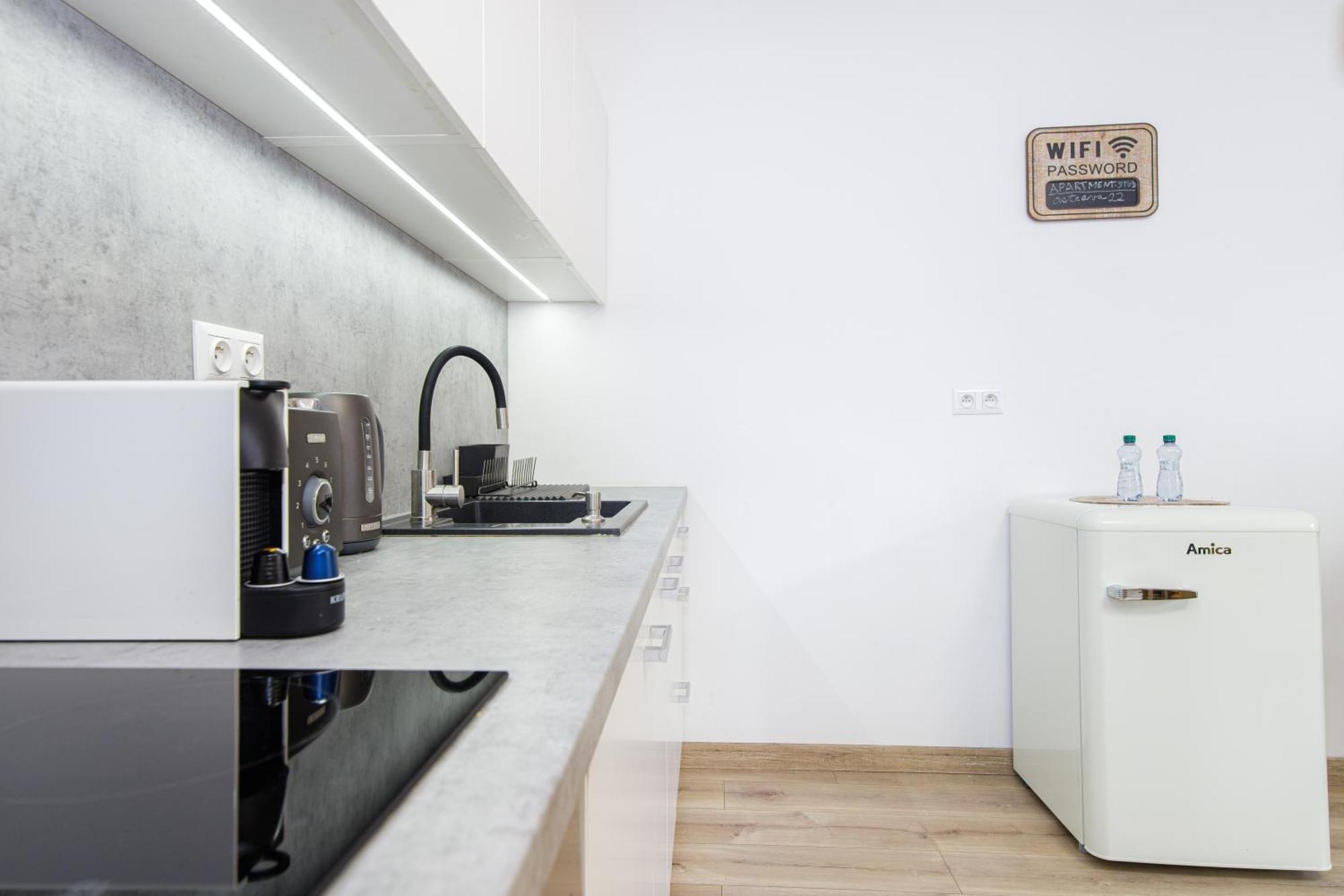Apartment Hotel Stud Mb Ostrava Bagian luar foto