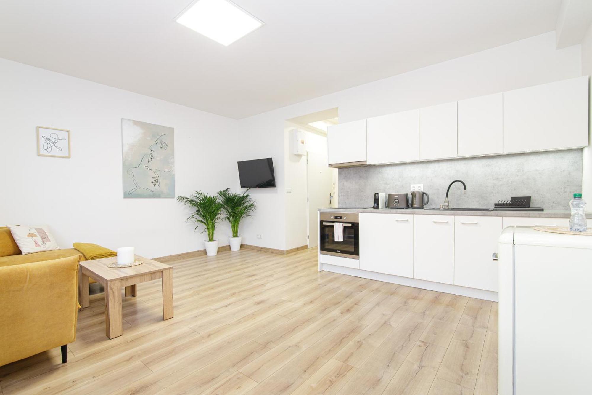 Apartment Hotel Stud Mb Ostrava Bagian luar foto